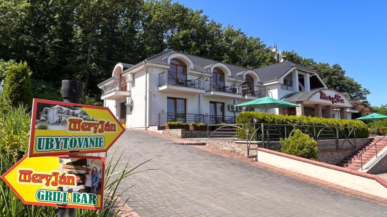Mery Jan Podhájska Exterior foto